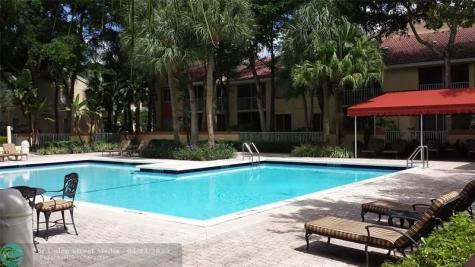 1039 Coral Club Drive Coral Springs FL 33071