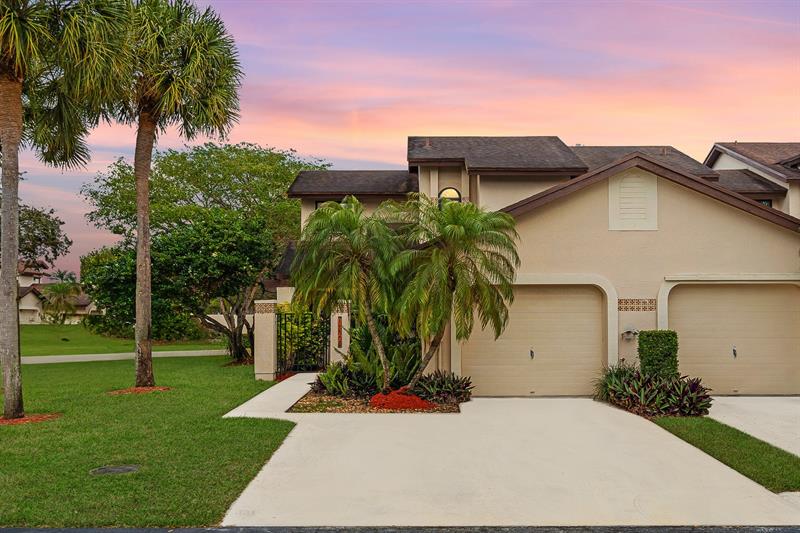 10045 SW 137 Court Miami FL 33186