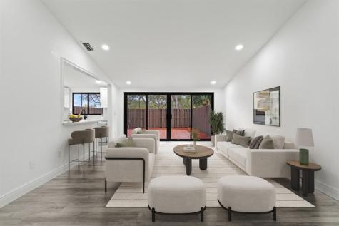 10045 SW 137 Court Miami FL 33186