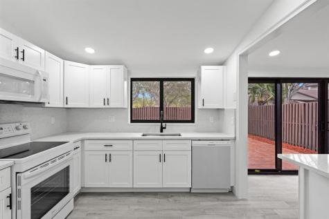 10045 SW 137 Court Miami FL 33186
