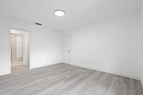 10045 SW 137 Court Miami FL 33186