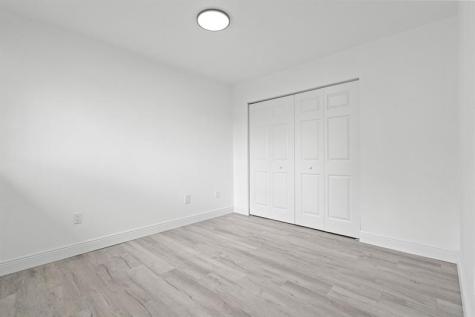 10045 SW 137 Court Miami FL 33186