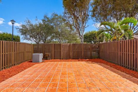 10045 SW 137 Court Miami FL 33186