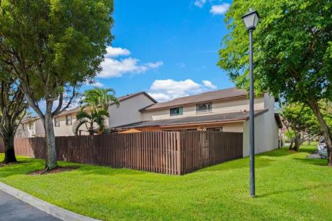 10045 SW 137 Court Miami FL 33186