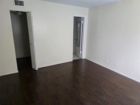 8000 Fairview Drive Tamarac FL 33321