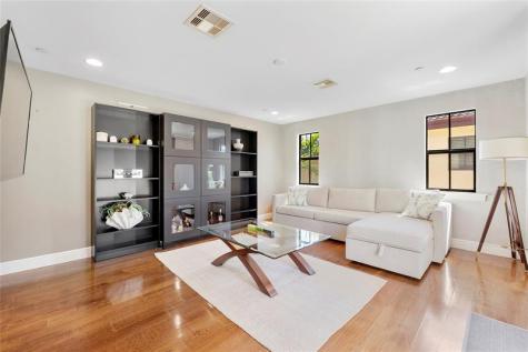 430 NE 7th Avenue Fort Lauderdale FL 33301