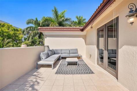 430 NE 7th Avenue Fort Lauderdale FL 33301