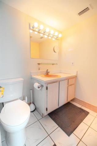 131 SE 3rd Avenue Dania Beach FL 33004