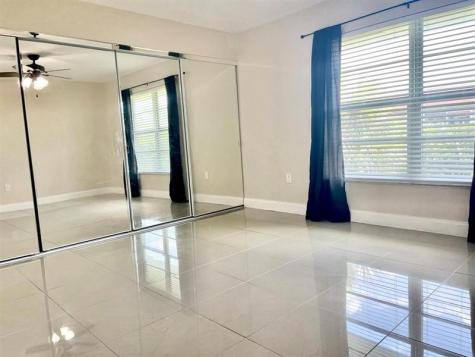 809 W Oakland Park Boulevard Oakland Park FL 33311