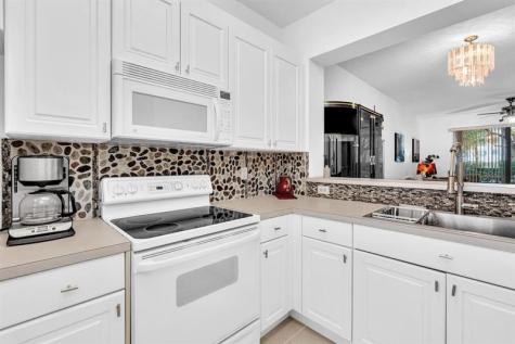 7775 Yardley Drive Tamarac FL 33321