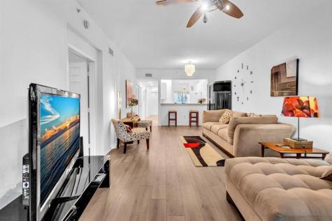 7775 Yardley Drive Tamarac FL 33321