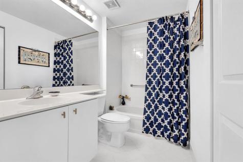 7775 Yardley Drive Tamarac FL 33321