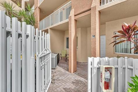 7775 Yardley Drive Tamarac FL 33321