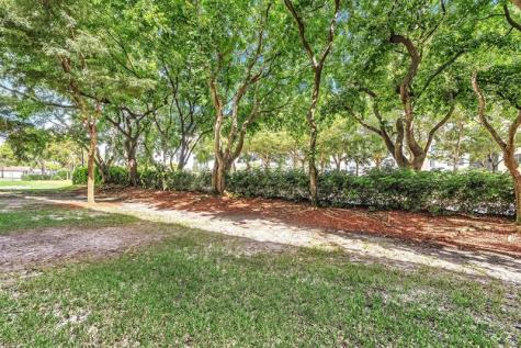 7775 Yardley Drive Tamarac FL 33321