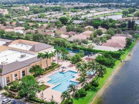 7775 Yardley Drive Tamarac FL 33321