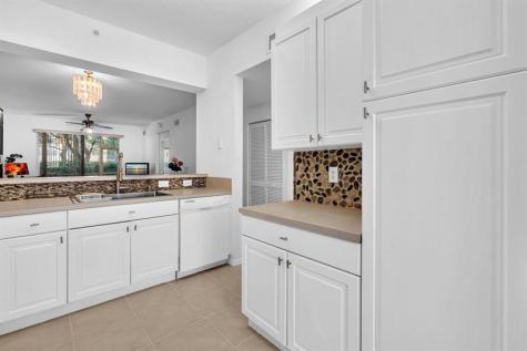 7775 Yardley Drive Tamarac FL 33321