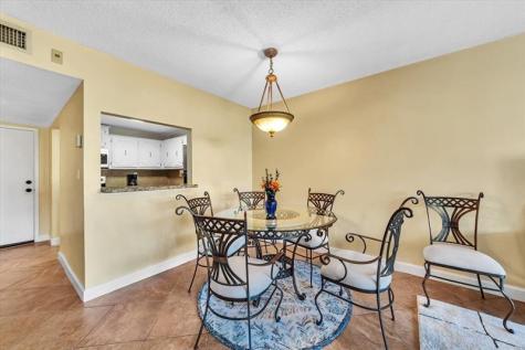 140 Lakeview Drive Weston FL 33326
