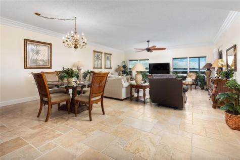 184 NE Edgewater Drive Stuart FL 34996