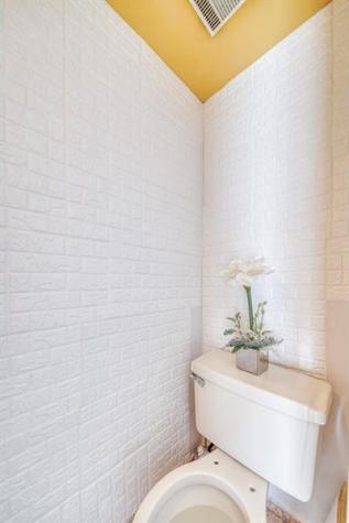 2612 W 54th Place Hialeah FL 33016