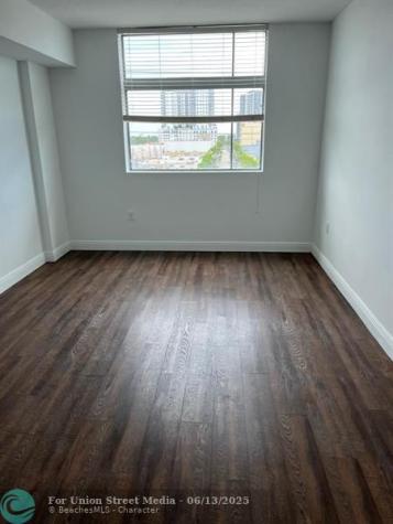 140 S Dixie Hy Hollywood FL 33020