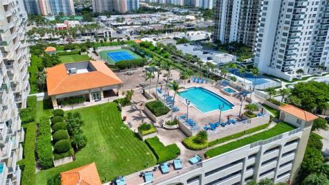 3020 NE 32nd Avenue Fort Lauderdale FL 33308