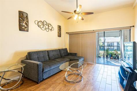 2339 SW 15th Street Deerfield Beach FL 33442