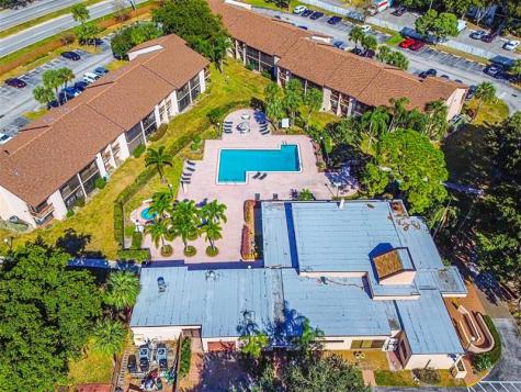 2339 SW 15th Street Deerfield Beach FL 33442