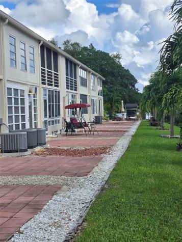 165 Tilford H Deerfield Beach FL 33442