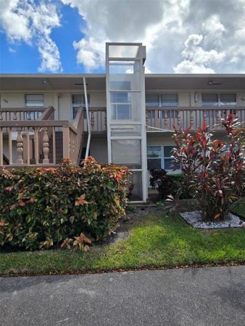 165 Tilford H Deerfield Beach FL 33442