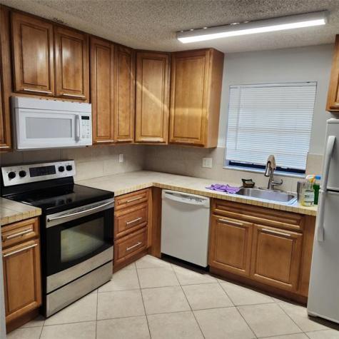 3634 NW 95th Terrace Sunrise FL 33351