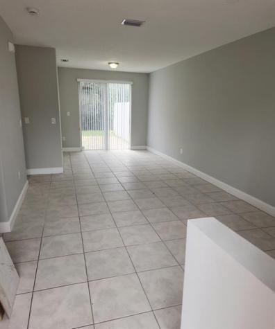 2292 NW 162nd Way Pembroke Pines FL 33028