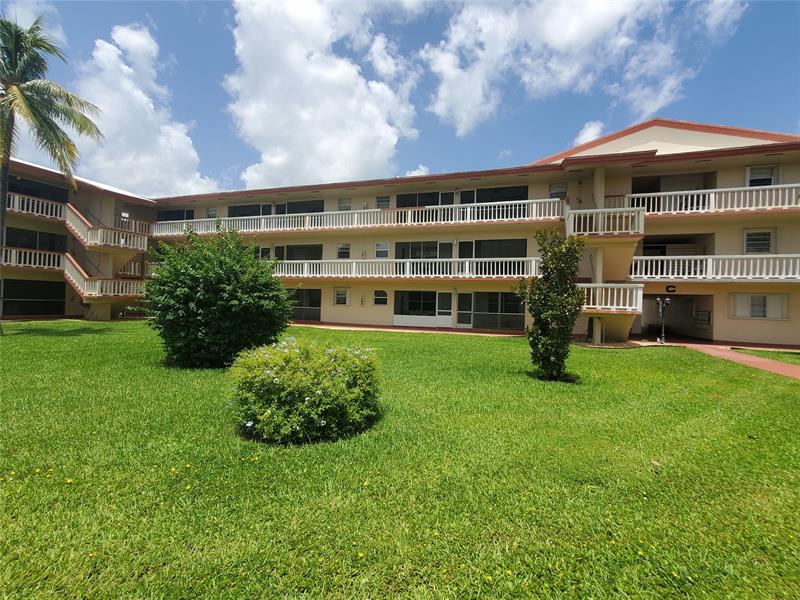 5300 Washington Street Hollywood FL 33021