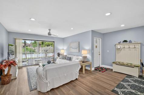 813 Sky Pine Way Greenacres FL 33415