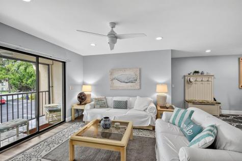 813 Sky Pine Way Greenacres FL 33415