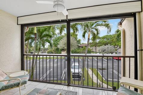 813 Sky Pine Way Greenacres FL 33415