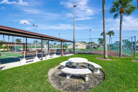 813 Sky Pine Way Greenacres FL 33415