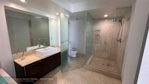 150 Sunny Isles Beach Sunny Isles Beach FL 33160