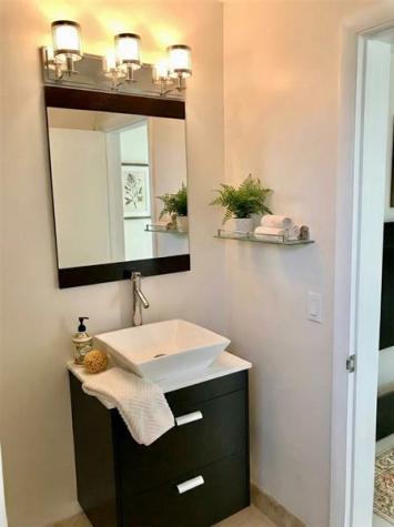 9271 W Bay Harbor Drive Bay Harbor Islands FL 33154