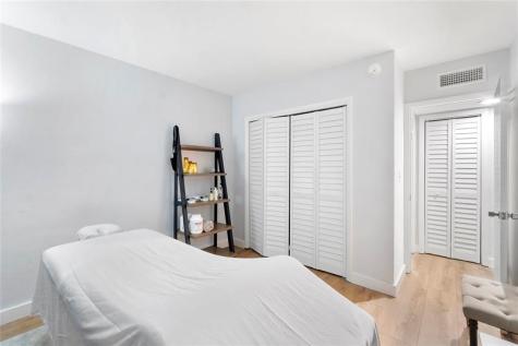3030 NE 5th Terrace Wilton Manors FL 33334