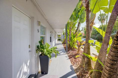 2741 NE 8th Avenue Wilton Manors FL 33334