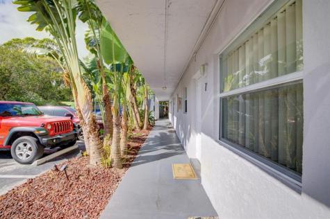 2741 NE 8th Avenue Wilton Manors FL 33334