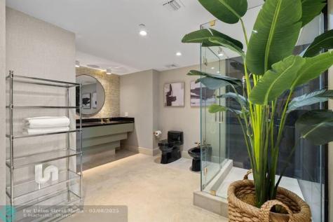 101 S Fort Lauderdale Beach Boulevard Fort Lauderdale FL 33316