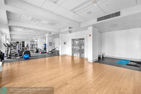 2801 NE 183rd Street Aventura FL 33160