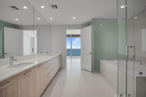 151 N Seabreeze Blv Fort Lauderdale FL 33304