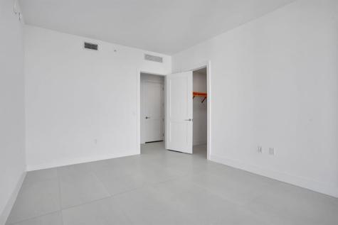 151 N Seabreeze Blv Fort Lauderdale FL 33304