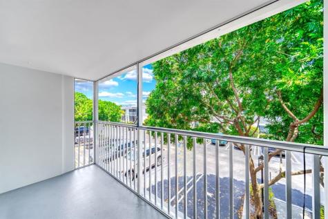 150 Cypress Club Drive Pompano Beach FL 33060