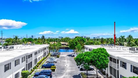 150 Cypress Club Drive Pompano Beach FL 33060