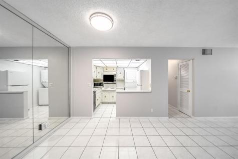 150 Cypress Club Drive Pompano Beach FL 33060