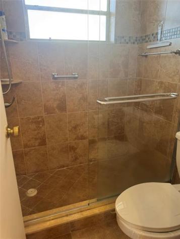 3940 NW 42 Avenue Lauderdale Lakes FL 33319