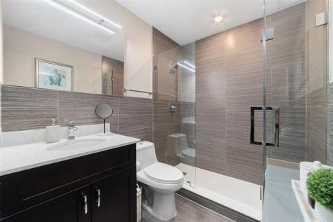 2201 NE 66th Street Fort Lauderdale FL 33308